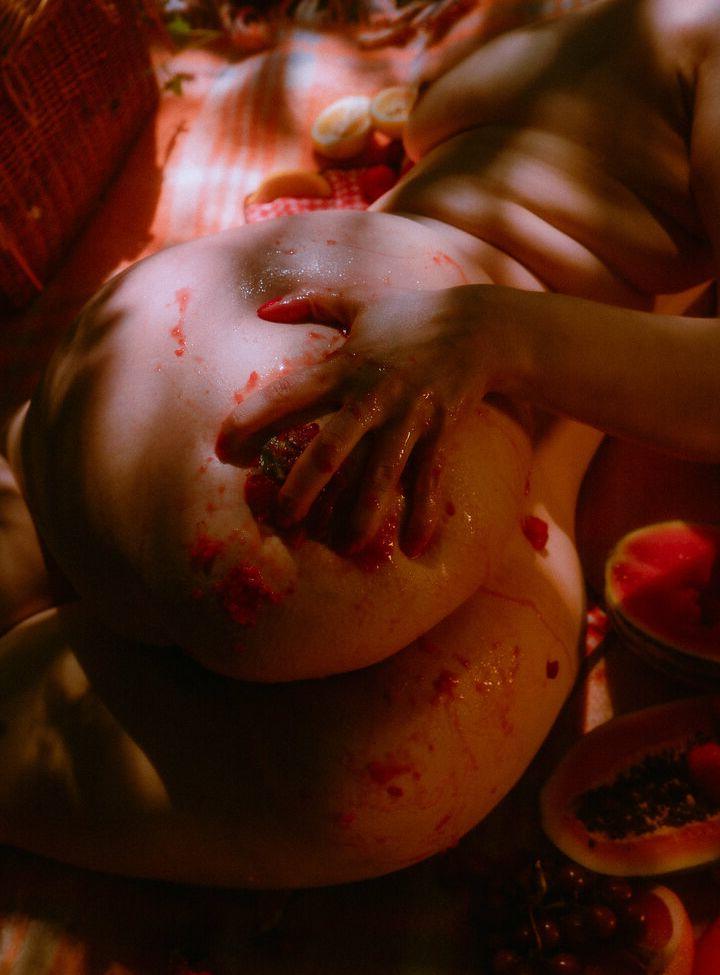 25P Ceressuicide nude