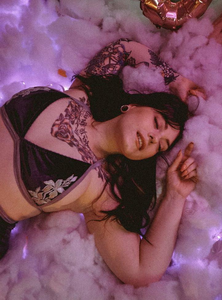25P Ceressuicide nude
