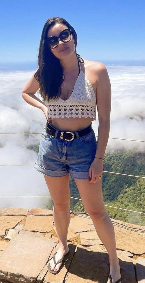 15P Sarah Story nude