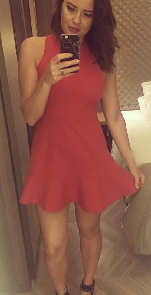 15P Sarah Story nude