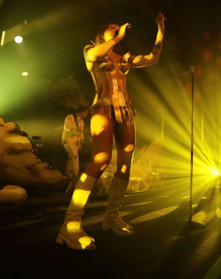 25P Tove Lo nude