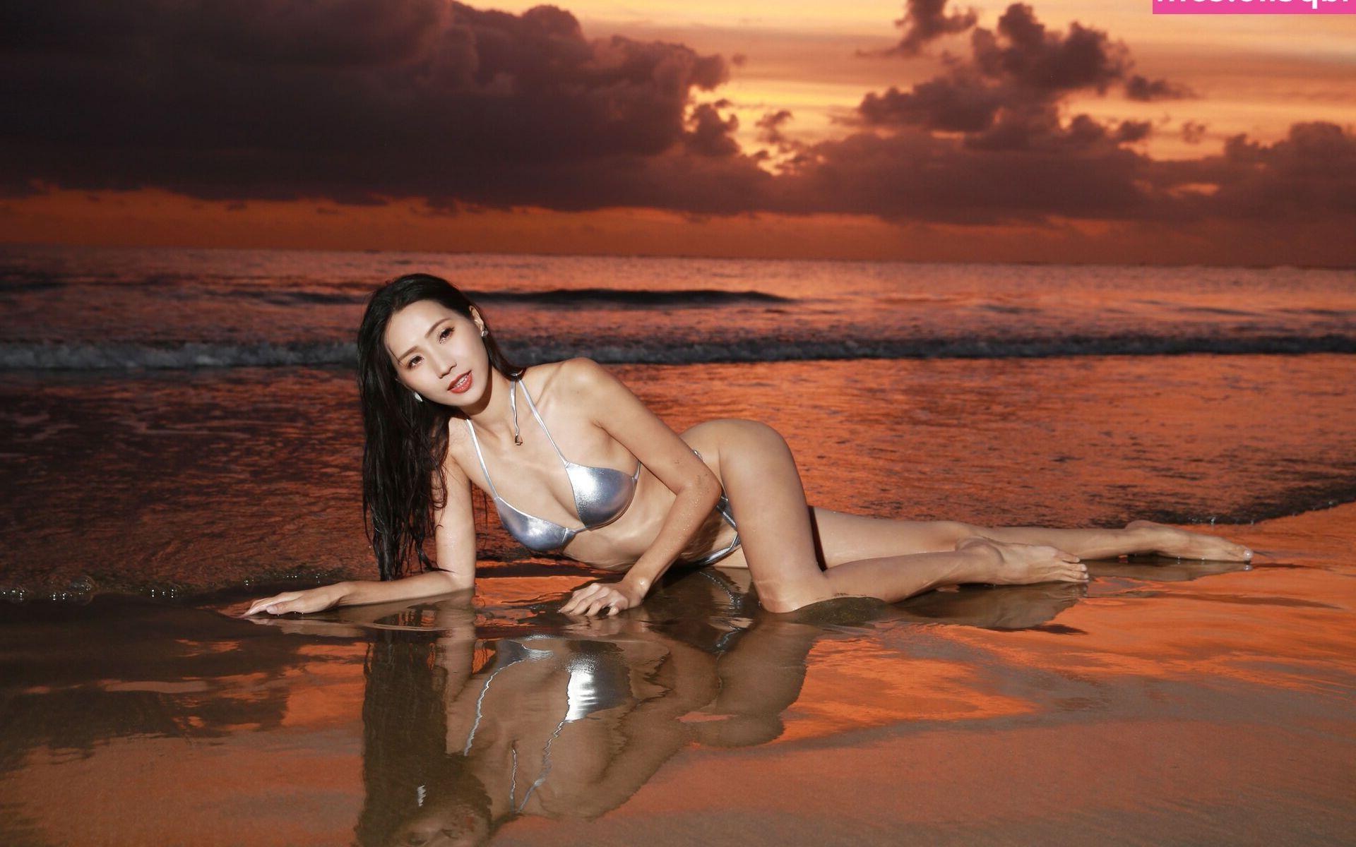 25P Anita Feifei nude