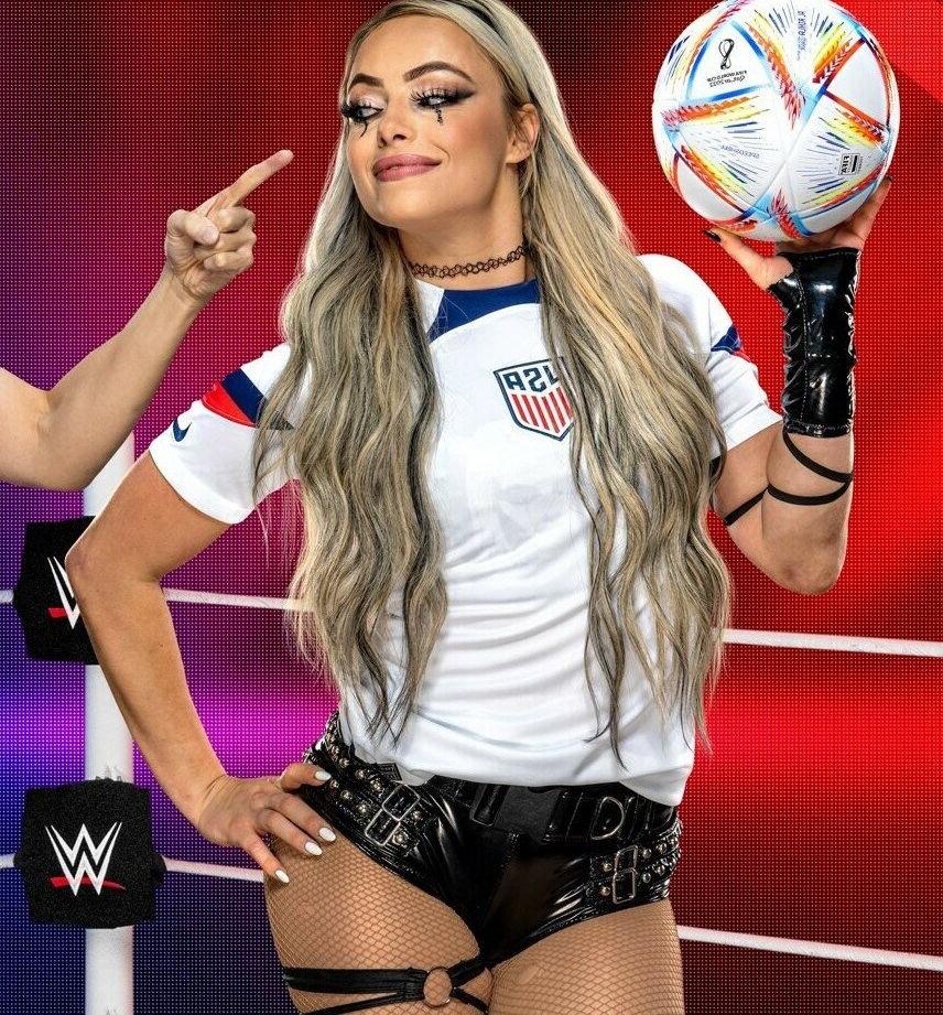 25P Liv Morgan nude