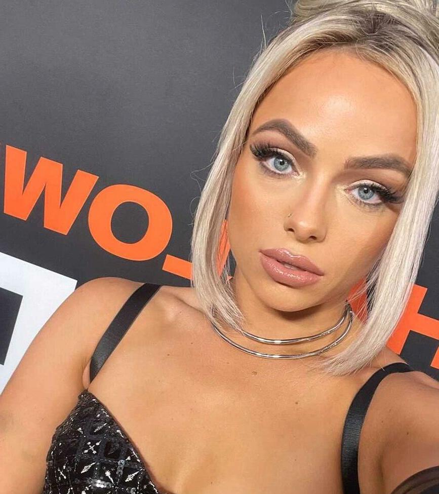 25P Liv Morgan nude