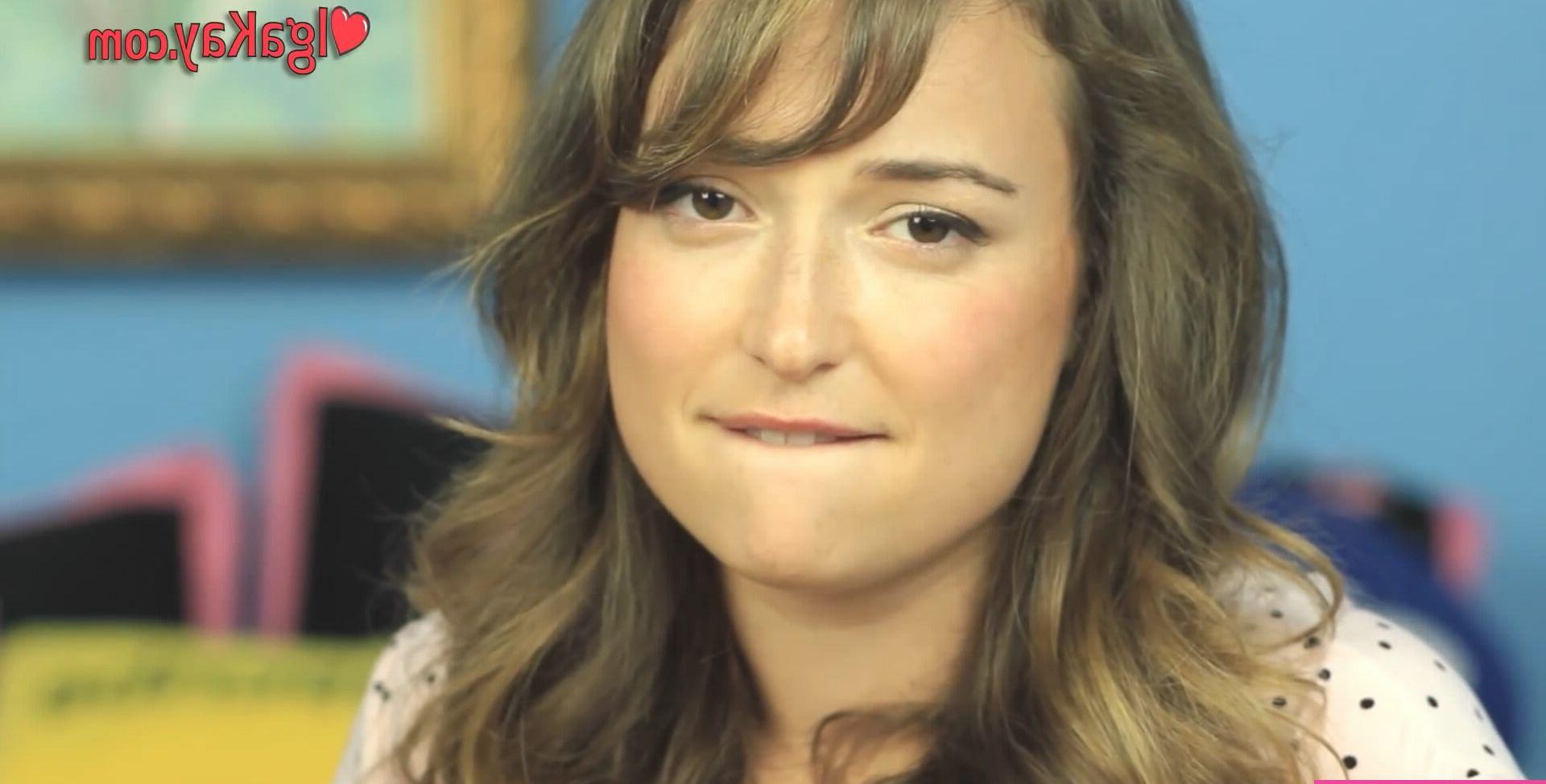 25P Milana Vayntrub nude