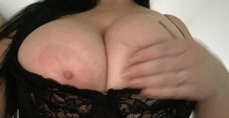 25P Claudia Rivier nude