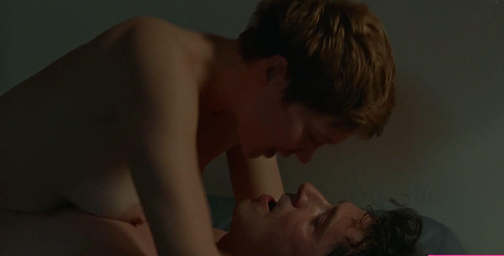 25P Lea Seydoux nude
