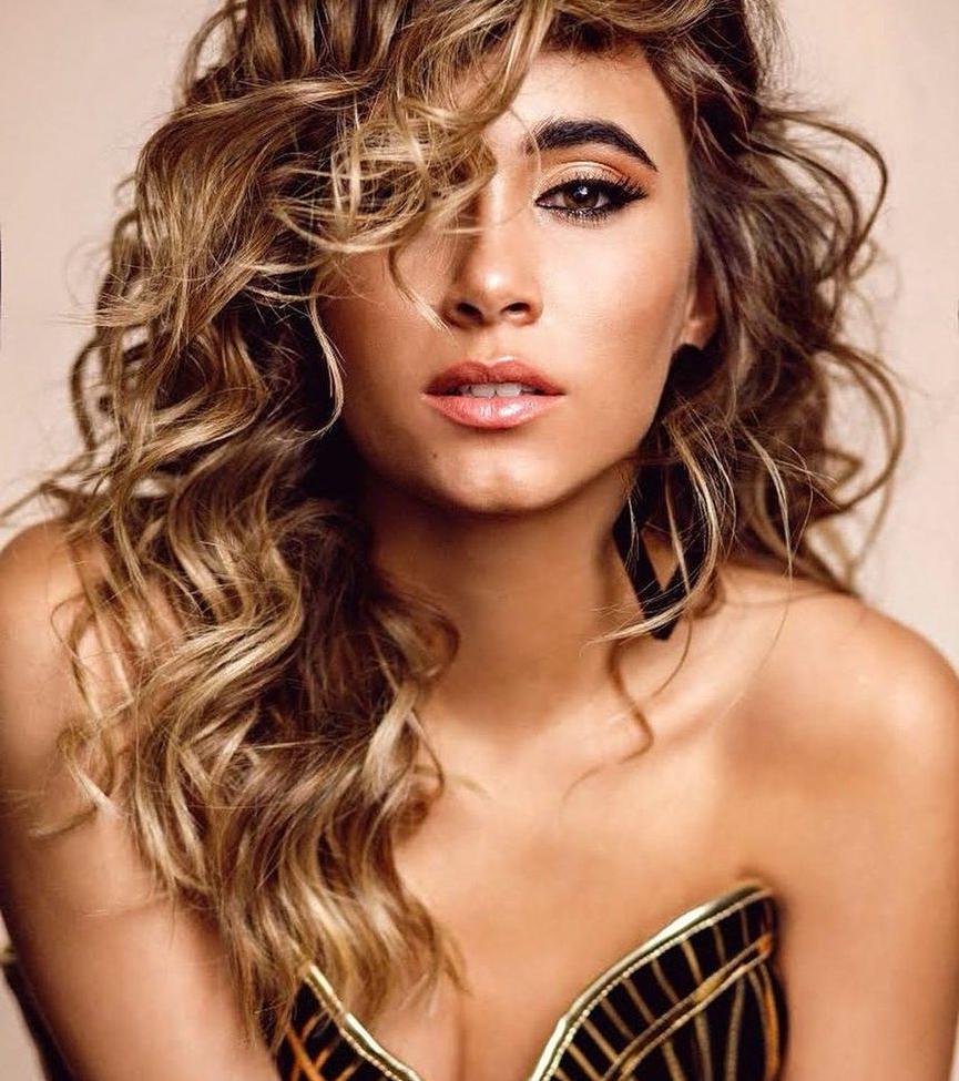 25P Aitana nude