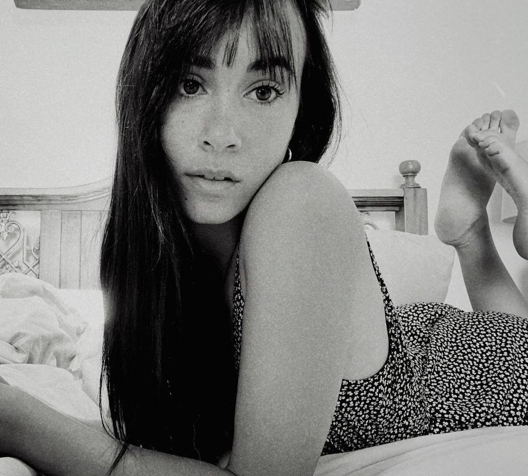 25P Aitana nude