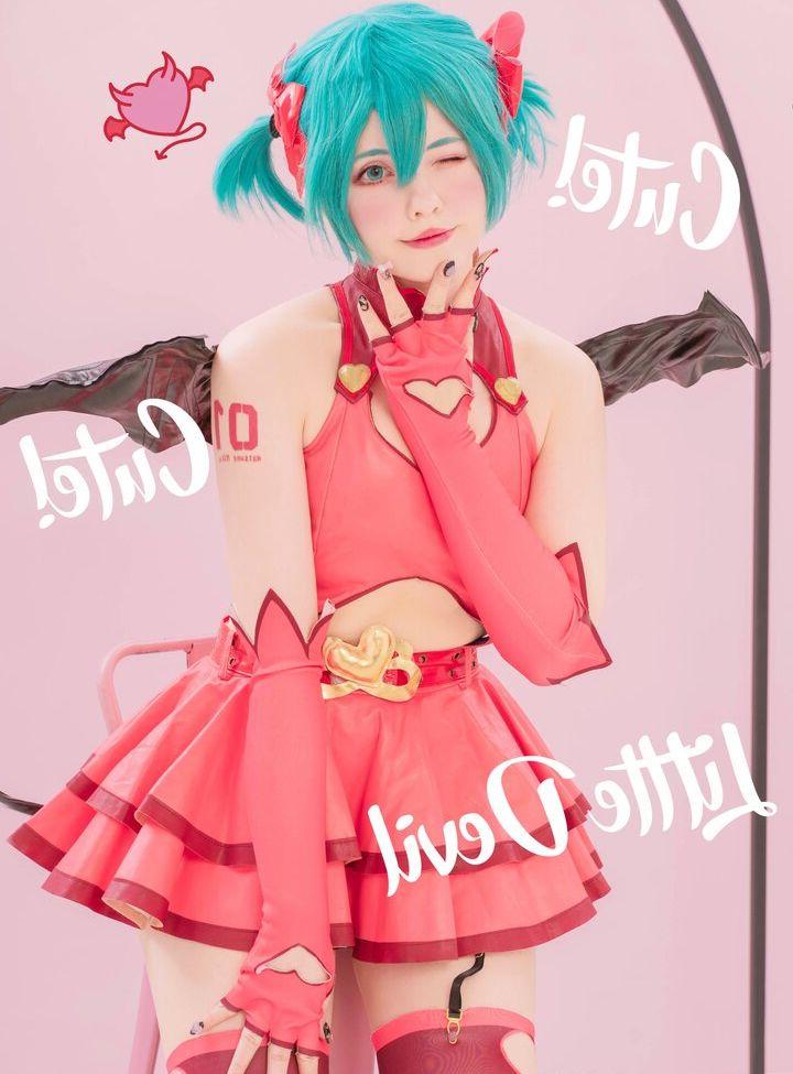 25P Saya Scarlet nude