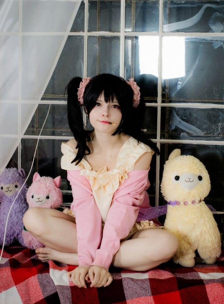 25P Saya Scarlet nude