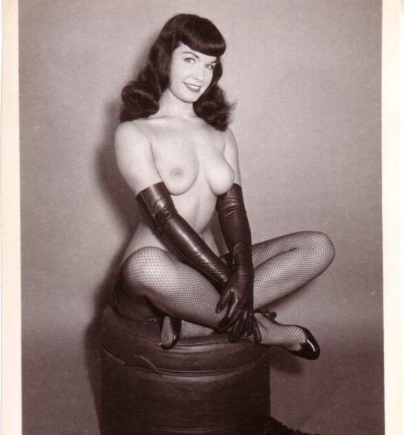 25P Bettie Page nude