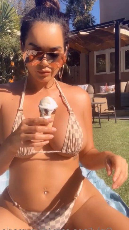 25P Daisy Marie nude