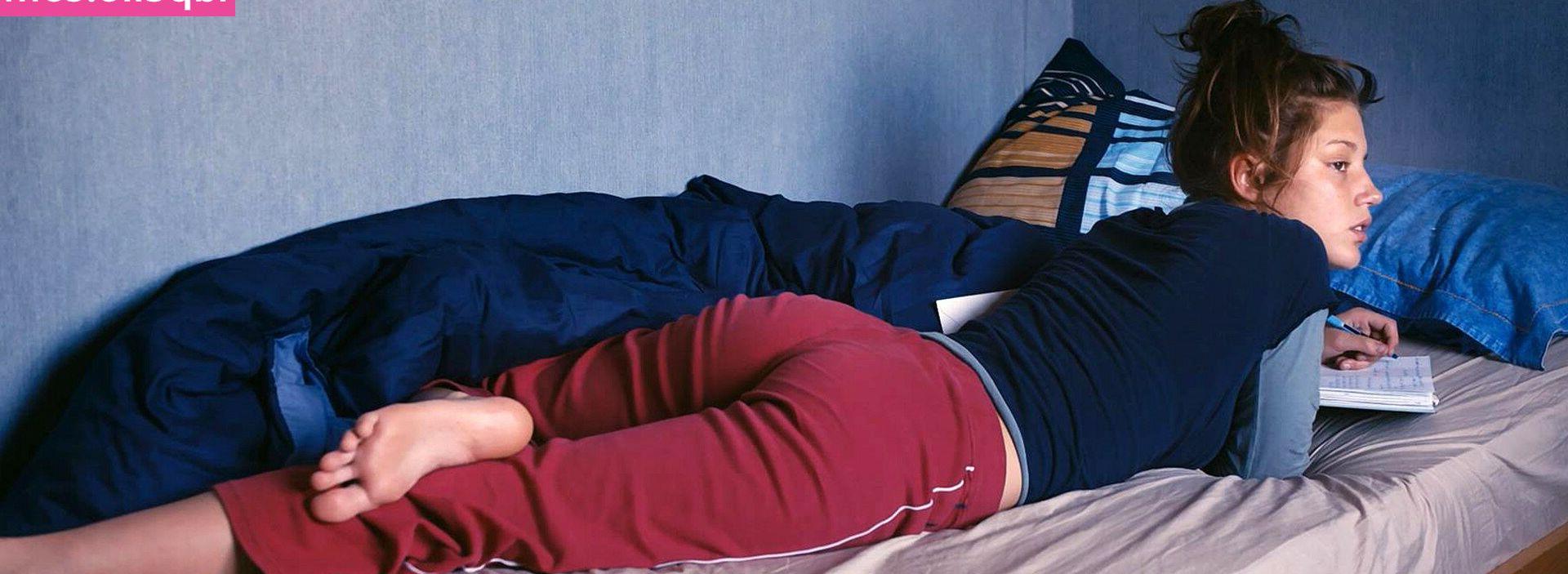 25P Adele Exarchopoulos nude