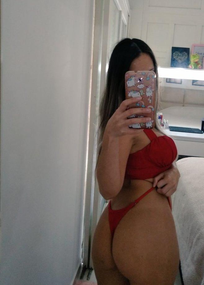 19P Nayara Stripper nude