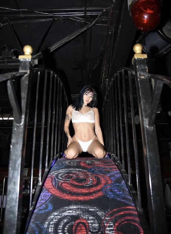 22P Emo.fio nude