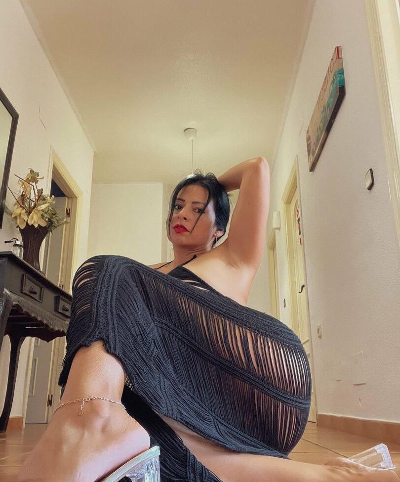 25P Silvana Vargas nude