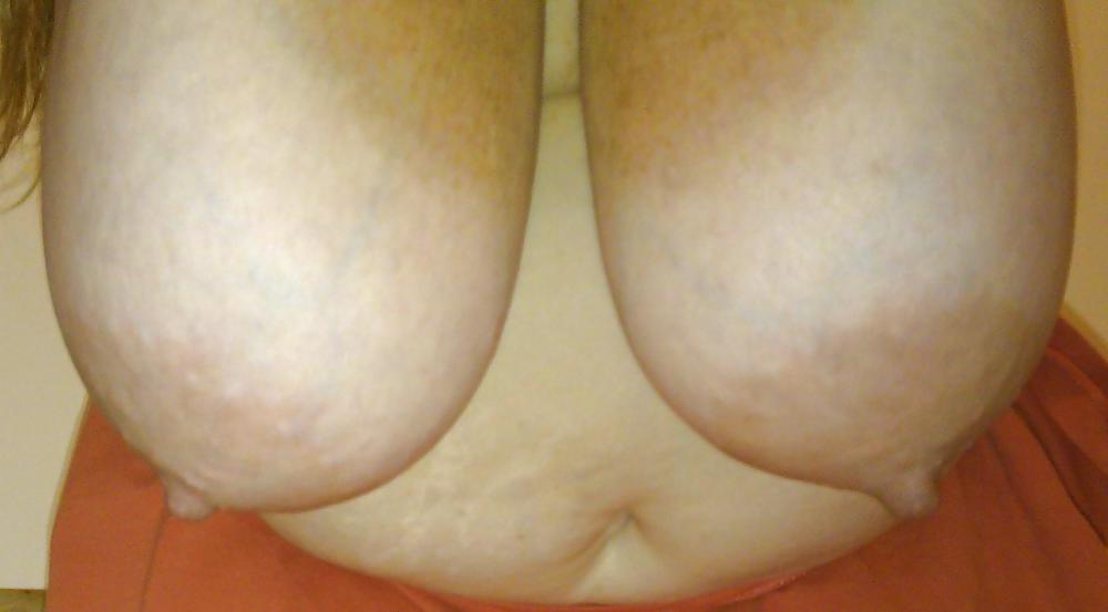 5P More Pictures of the Wifes Big Boobs