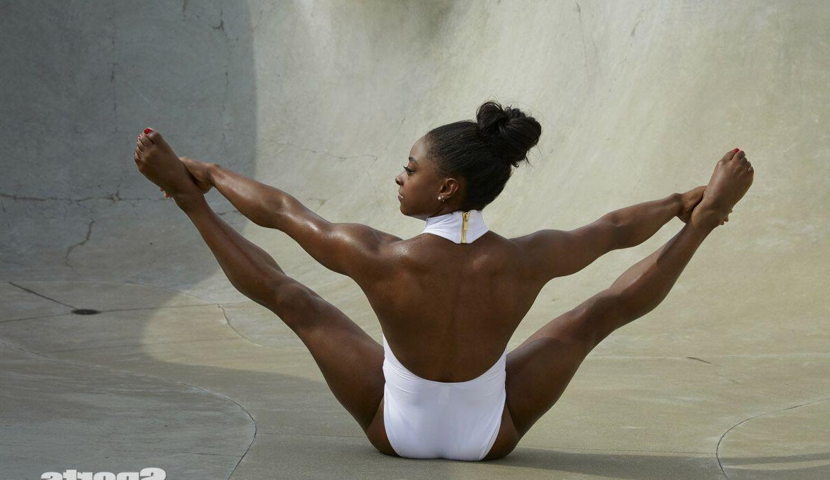 25P Simone Biles nude
