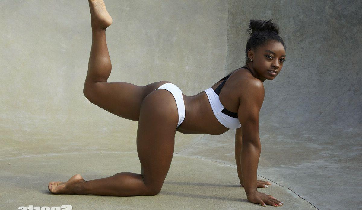 25P Simone Biles nude