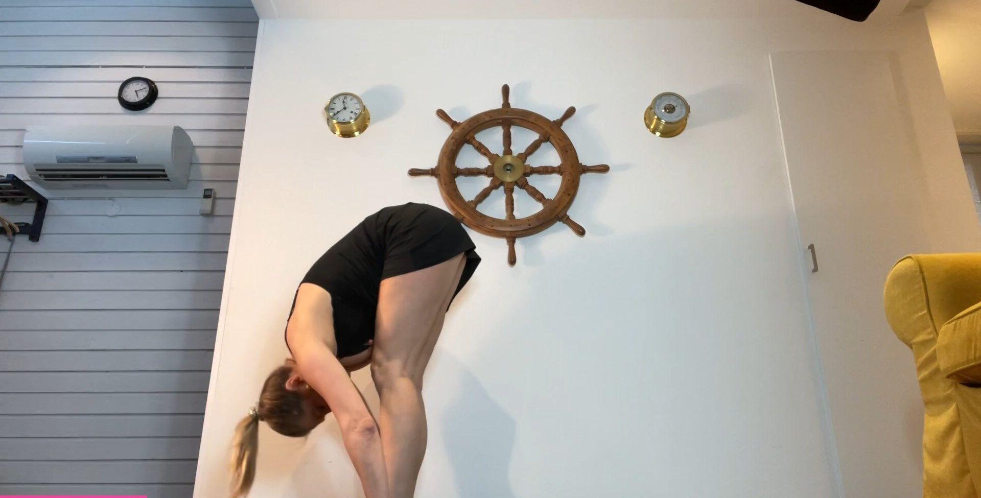 25P Marlingyoga nude