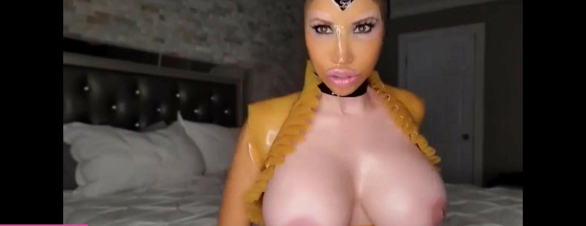 25P Bianca Beauchamp nude