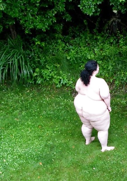 4P Farah sbbw booty