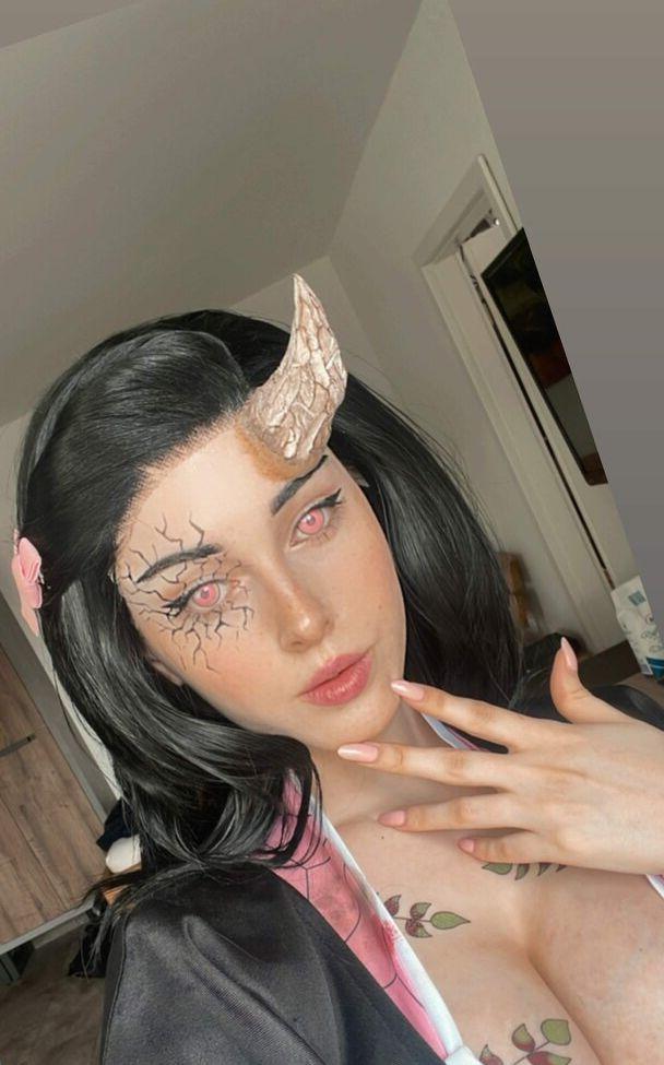 25P Kdrkitten nude
