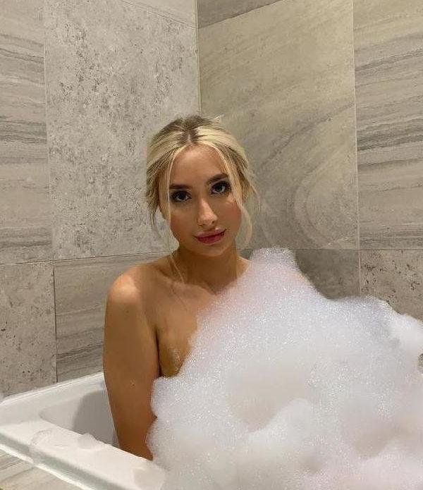 25P Lillian.phillips nude