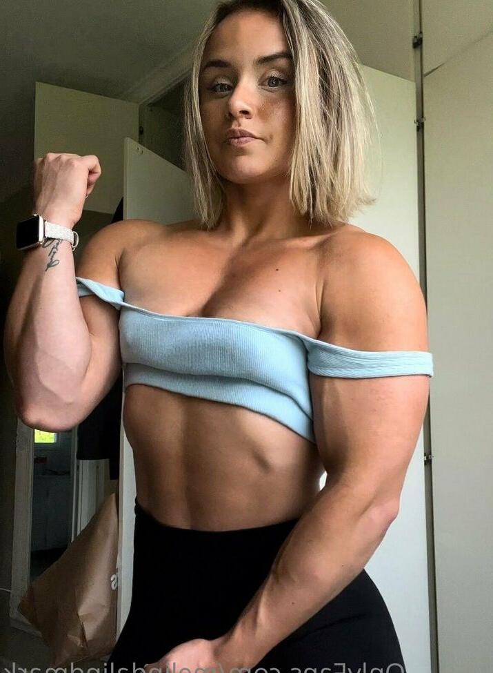 25P Melinda Lindmark nude