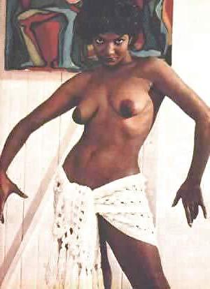 8P Nichelle Nichols ( Lieutenant Uhura )