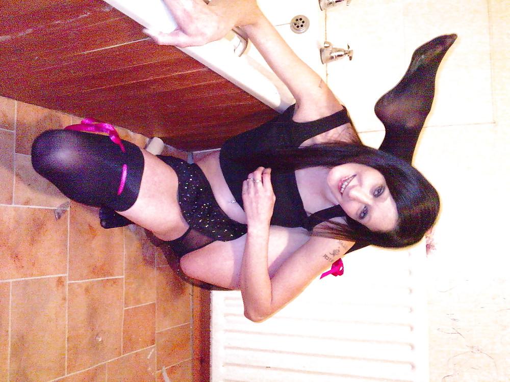 13P Sexy English Babe