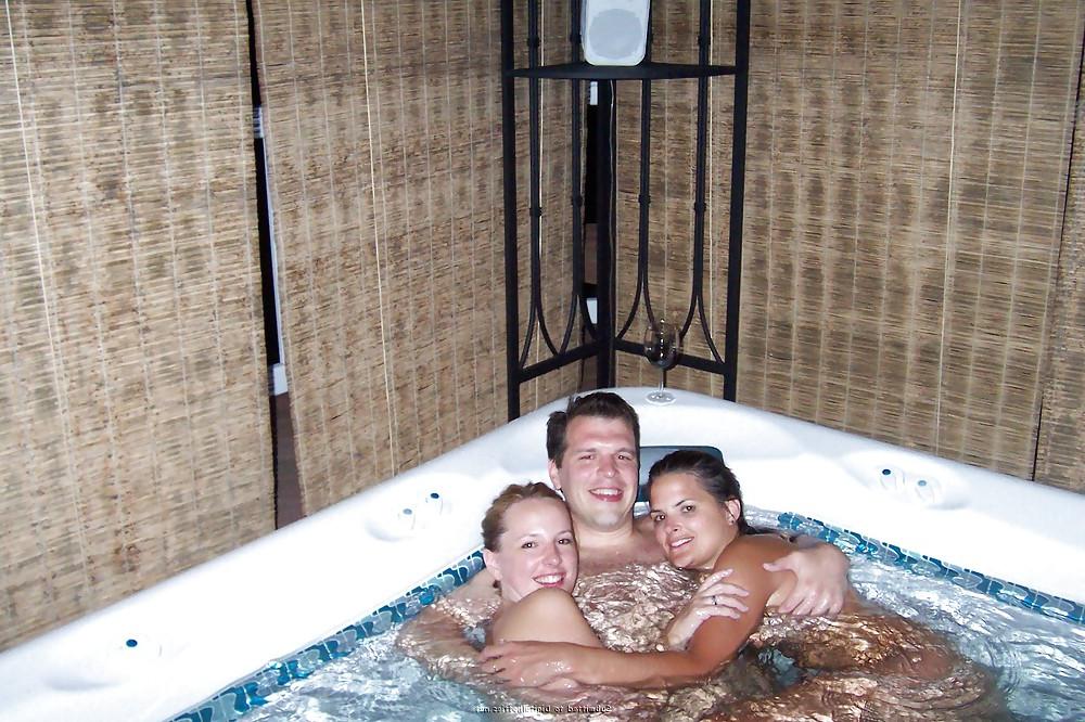 25P Swingers having fun