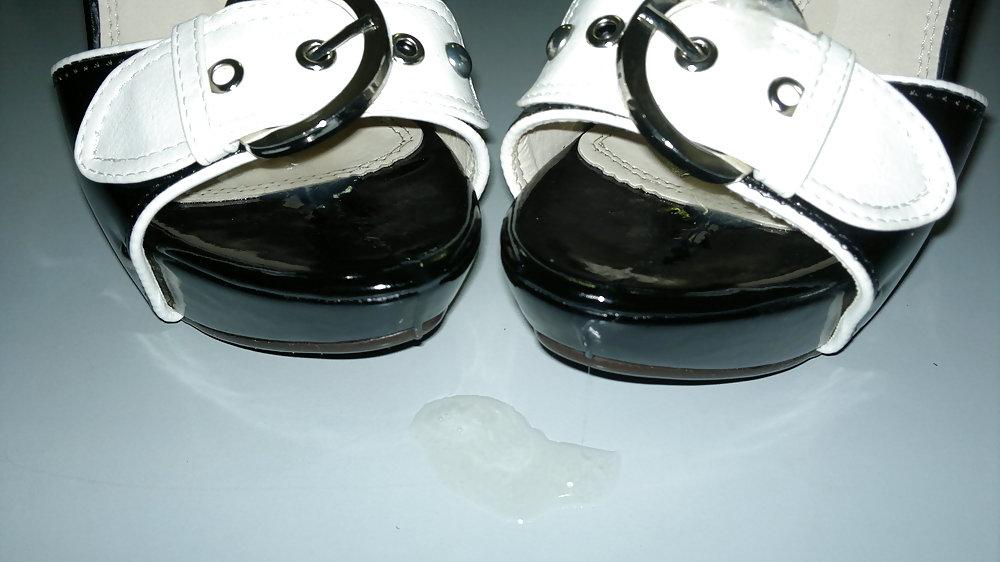 15P SHOEJOB SHOES MY BOSS, FUCK AND CUM IN 