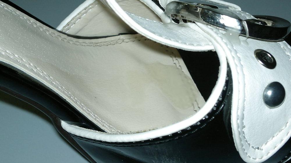 15P SHOEJOB SHOES MY BOSS, FUCK AND CUM IN 