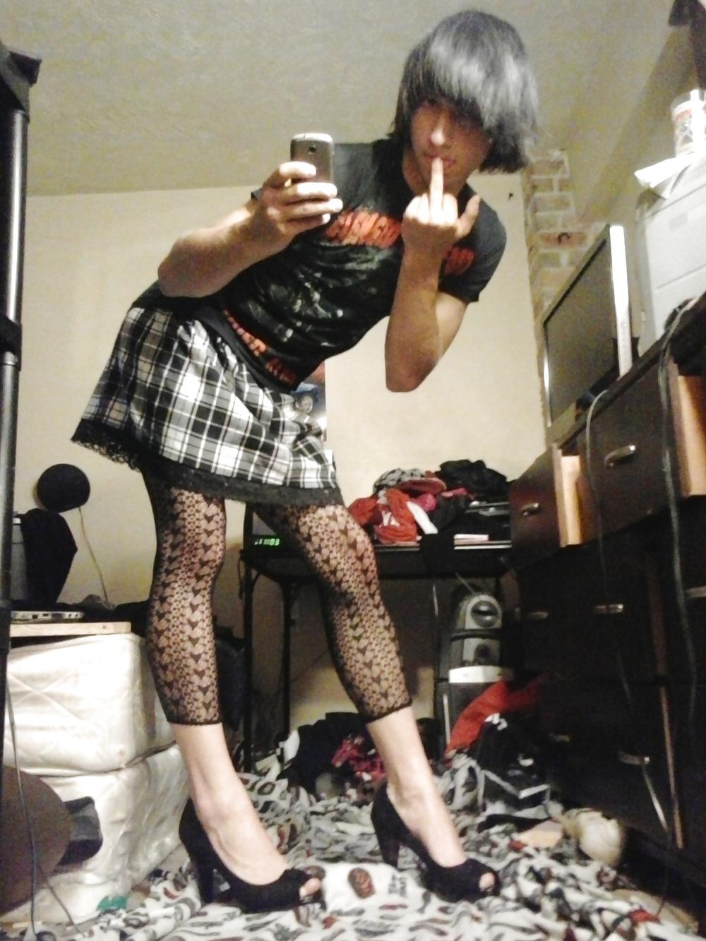25P Crossdressers and transvestites