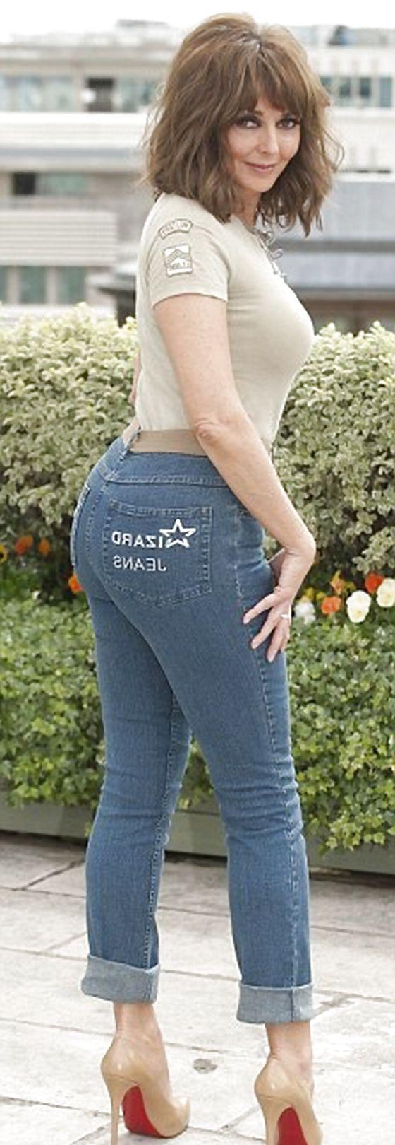8P Milfs deserving ball deep fucking