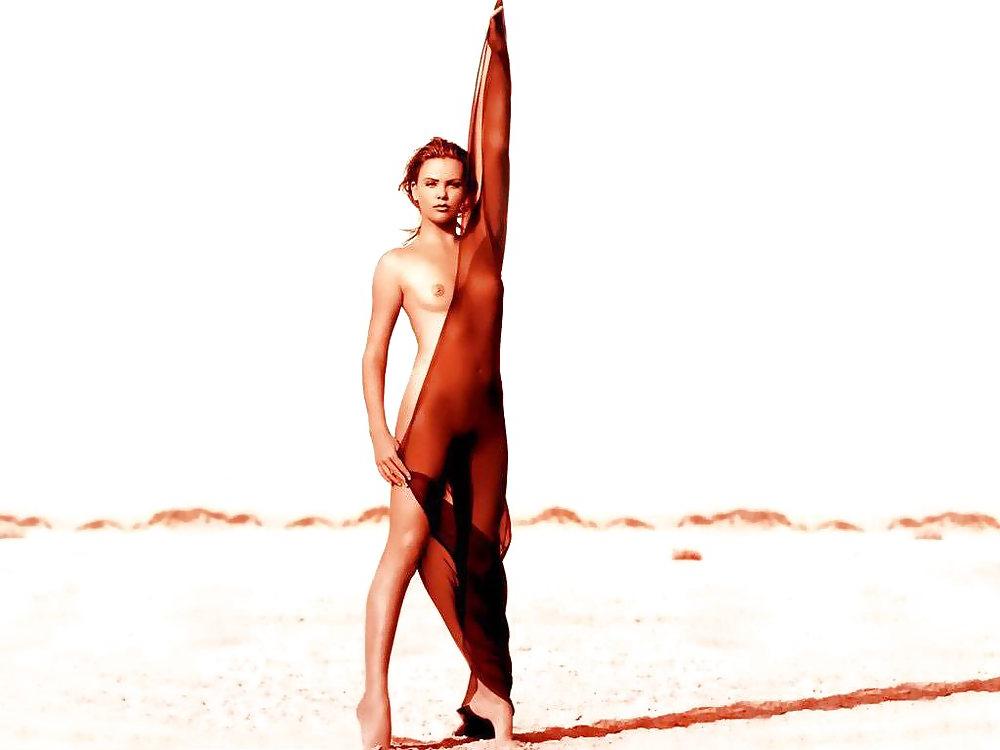 25P Hot Celebrities 