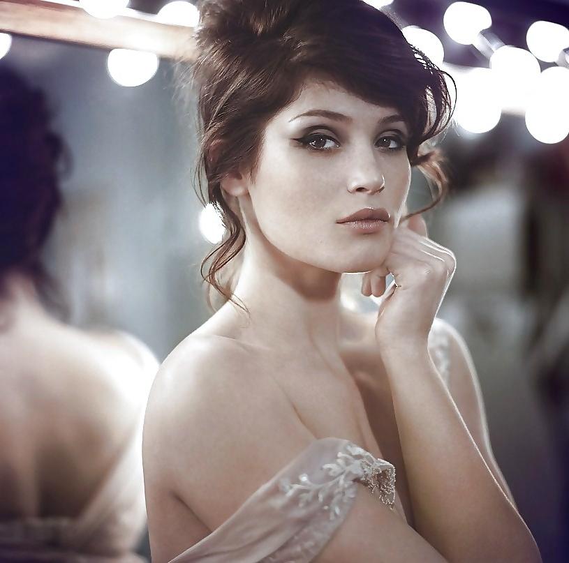 25P Gemma Arterton mega collection
