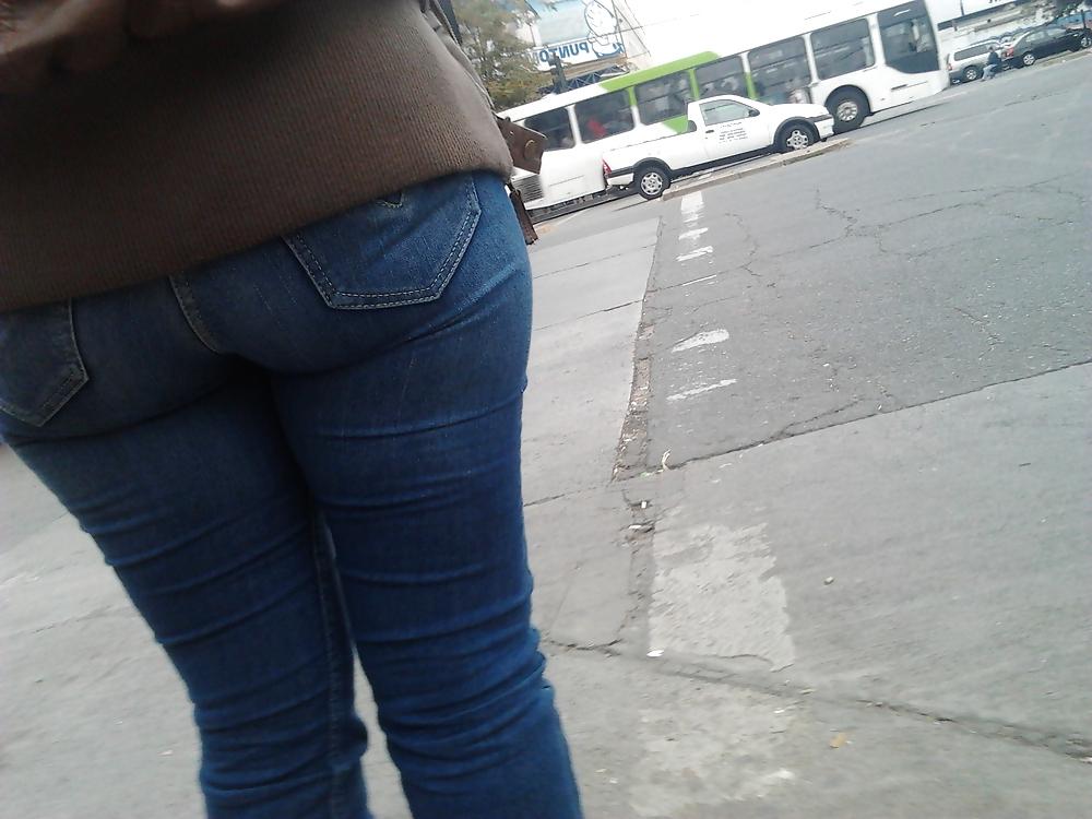 25P Street voyeur