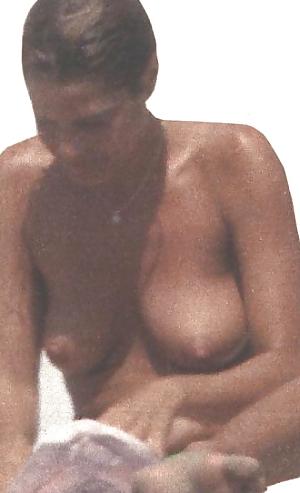 15P Simona Ventura