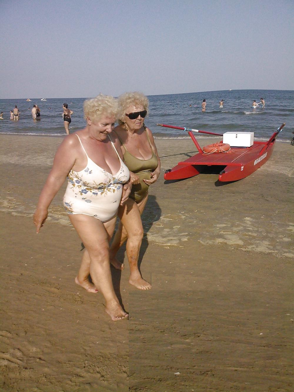 25P Grannies on beach 2