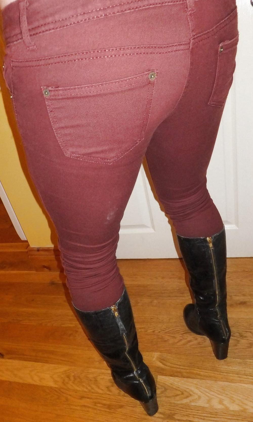 8P Me wearing my girlfriend's boots and heels