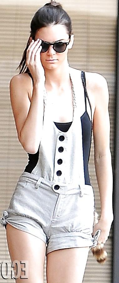 25P Kendall Jenner (Kardashian girl) mega collection