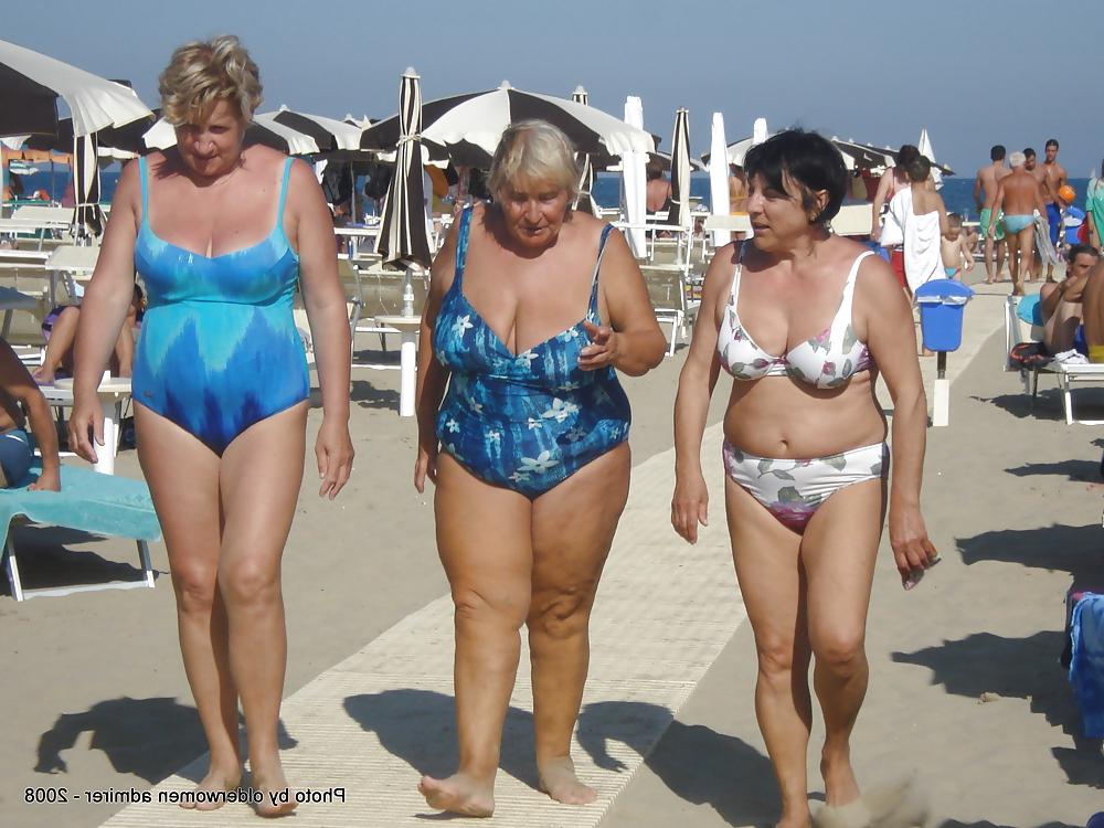 25P Grannies on beach 3