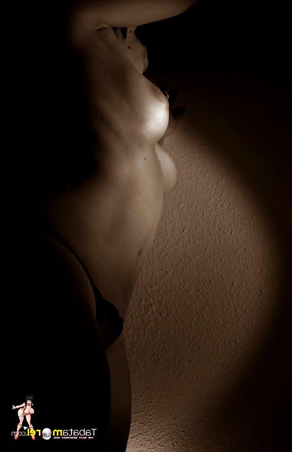 4P B&N erotic pics Amateur