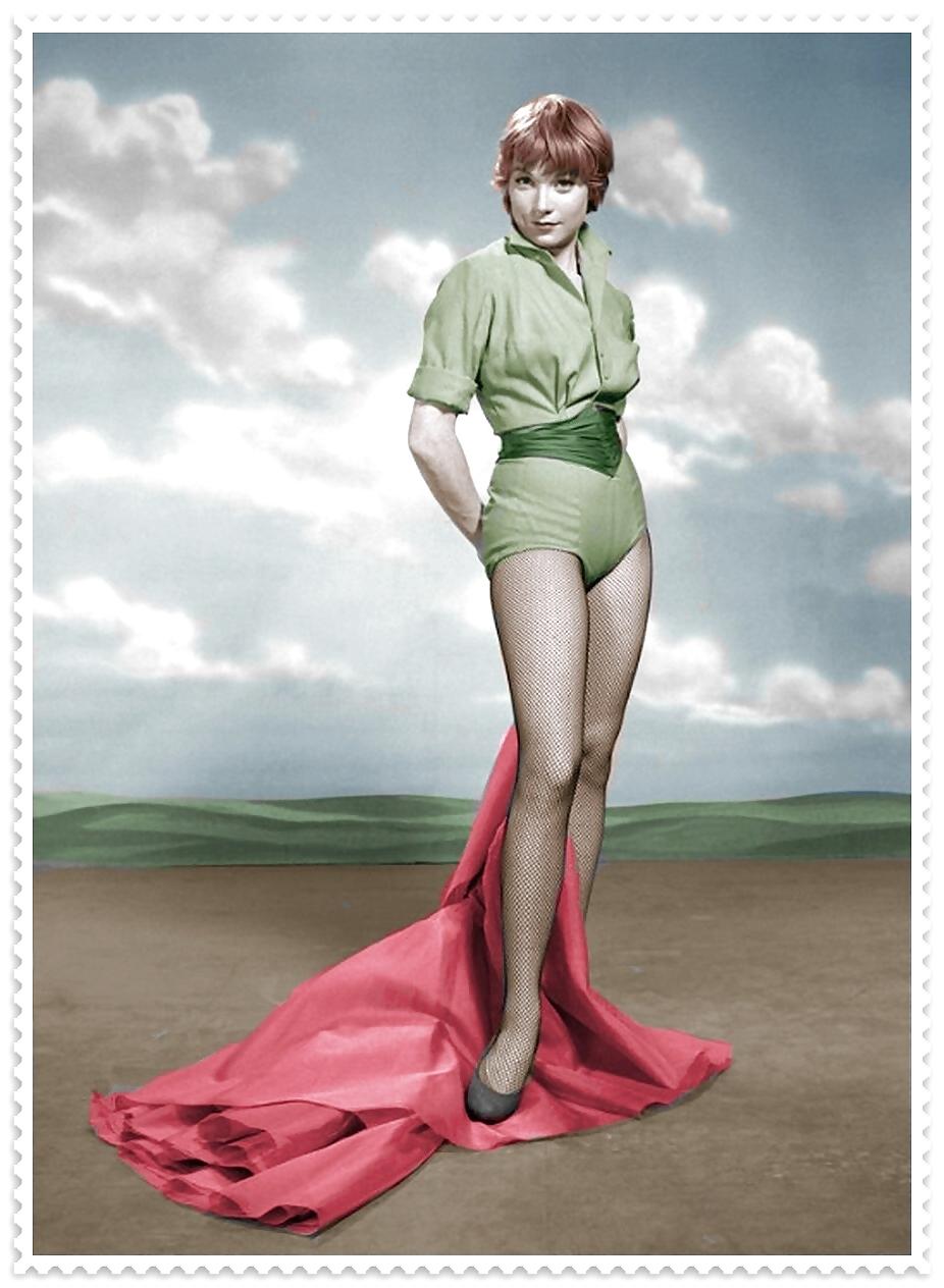 25P Vintage pics of celebrities wearing pantyhose