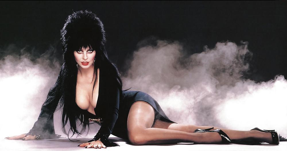 25P Vintage pics of celebrities wearing pantyhose