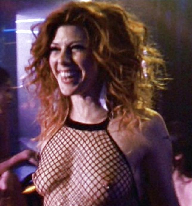 25P Celebrity upskirt and nipple slips #2