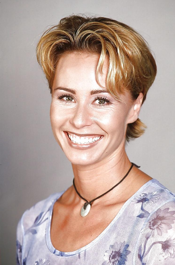 25P Sonja Zietlow sexy 